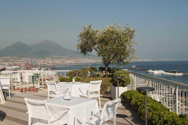 Renaissance Naples Hotel Mediterraneo Екстер'єр фото