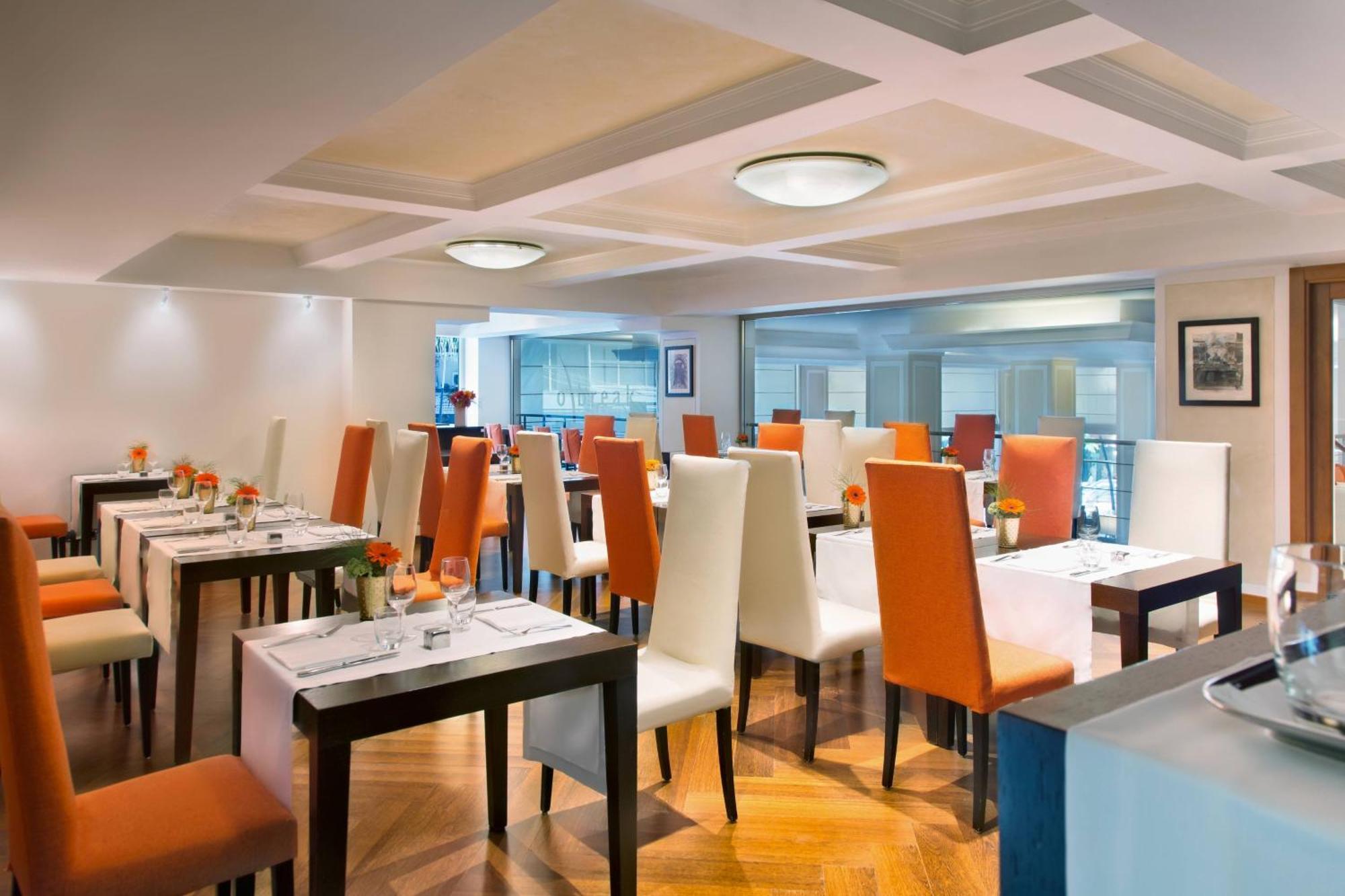 Renaissance Naples Hotel Mediterraneo Екстер'єр фото