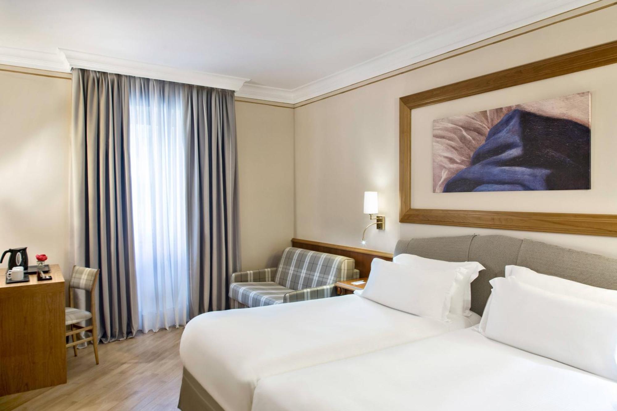 Renaissance Naples Hotel Mediterraneo Екстер'єр фото