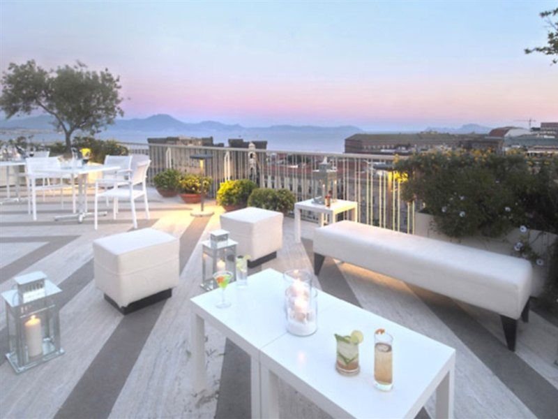 Renaissance Naples Hotel Mediterraneo Екстер'єр фото