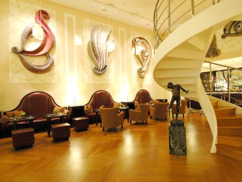 Renaissance Naples Hotel Mediterraneo Екстер'єр фото